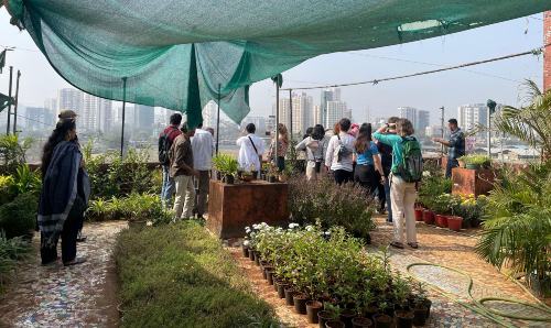 A group picture of HCRI students in Mumbai